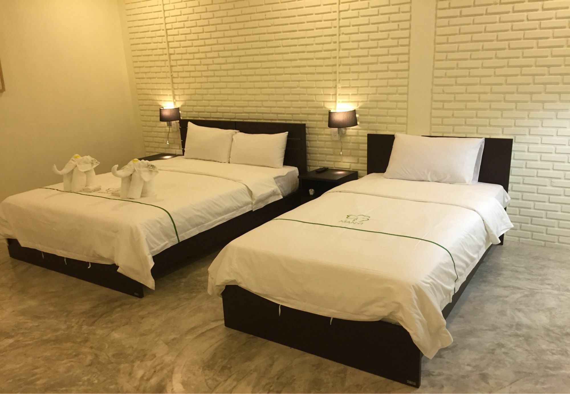 มันยี บูทิก เฮาส์ Hotel เชียงใหม่ ภายนอก รูปภาพ