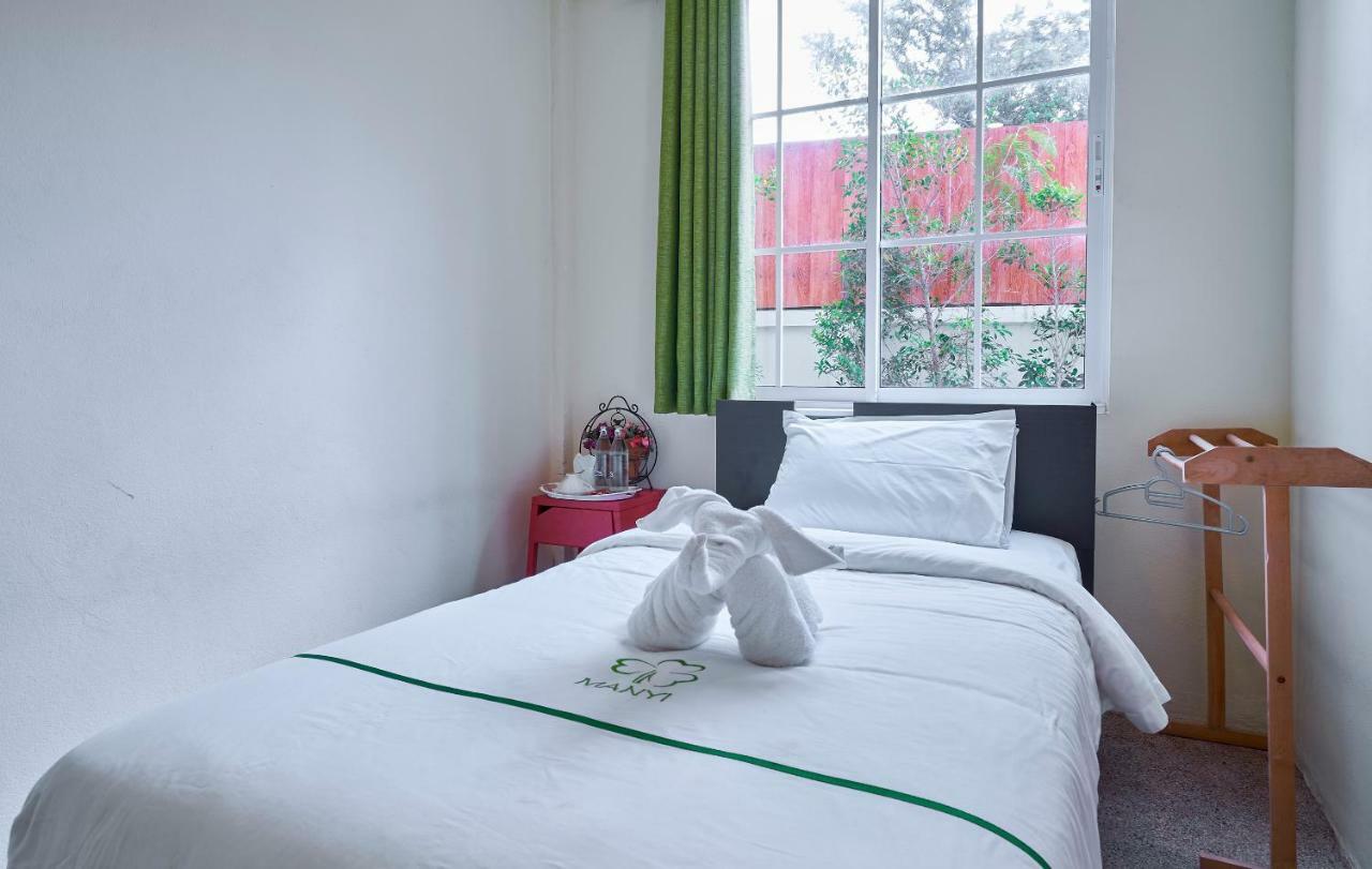 มันยี บูทิก เฮาส์ Hotel เชียงใหม่ ภายนอก รูปภาพ
