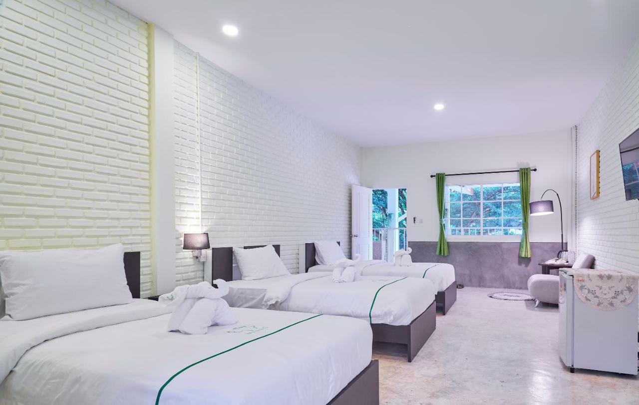 มันยี บูทิก เฮาส์ Hotel เชียงใหม่ ภายนอก รูปภาพ