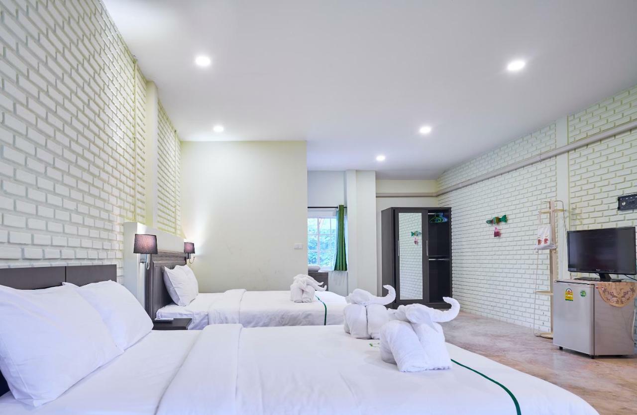 มันยี บูทิก เฮาส์ Hotel เชียงใหม่ ภายนอก รูปภาพ